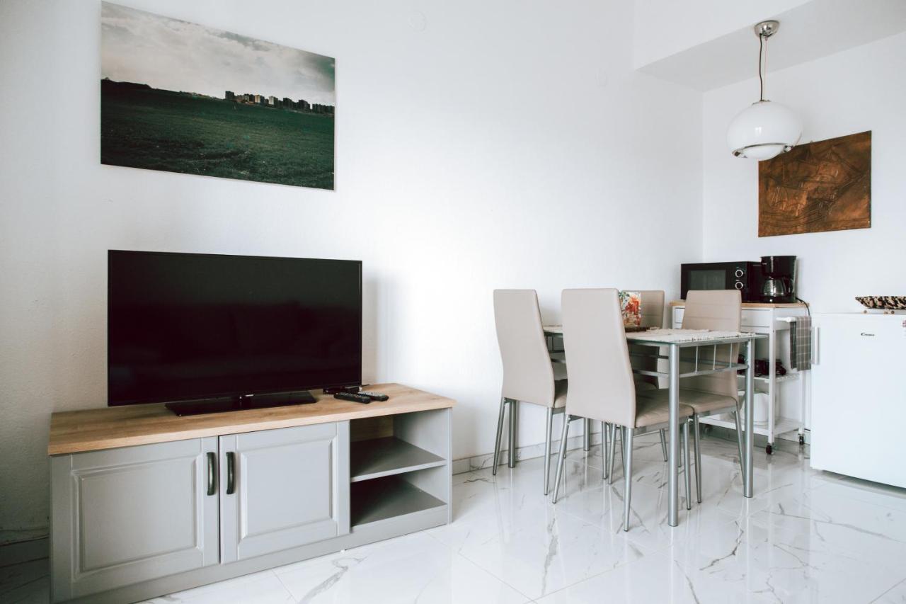 Apartments Potocki メドゥリン エクステリア 写真